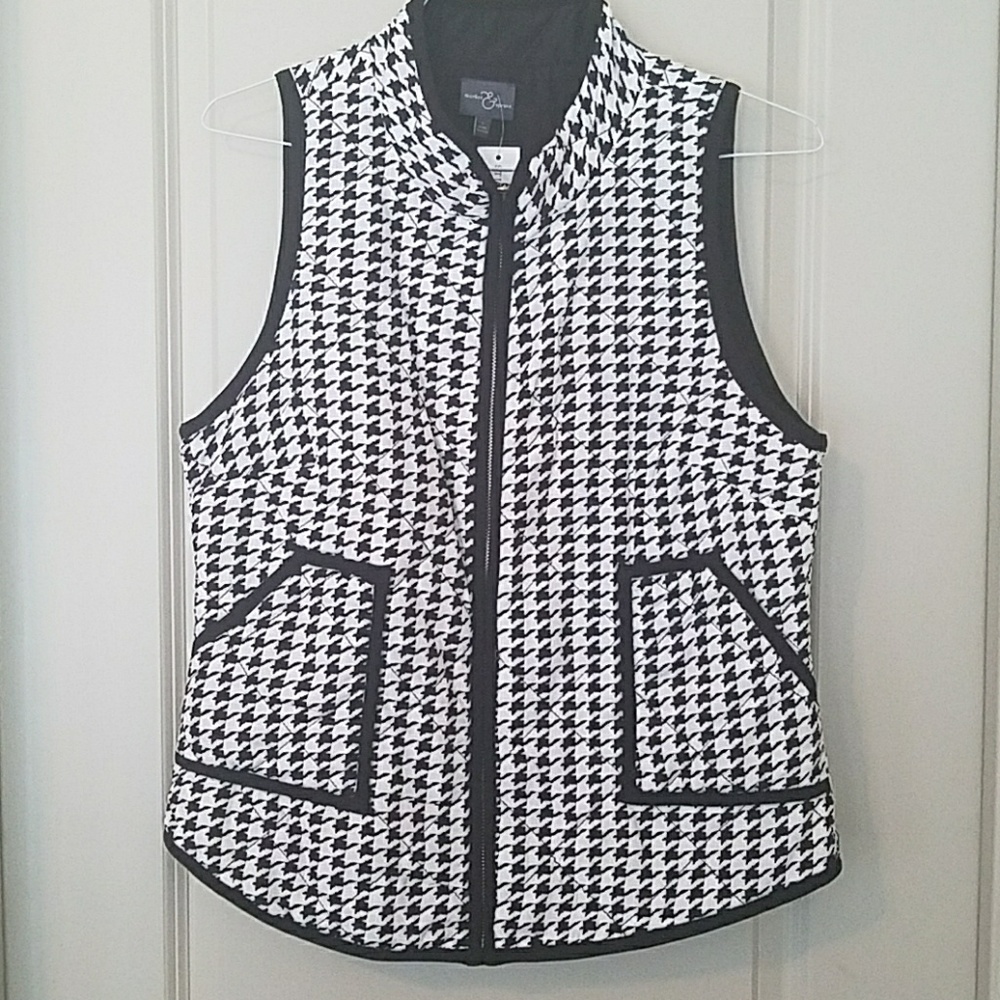 Shara Houndstooth Printed Vest